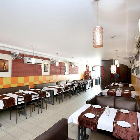 Oyo 9243 Trumpets Hotel อัมริตสา ภายนอก รูปภาพ